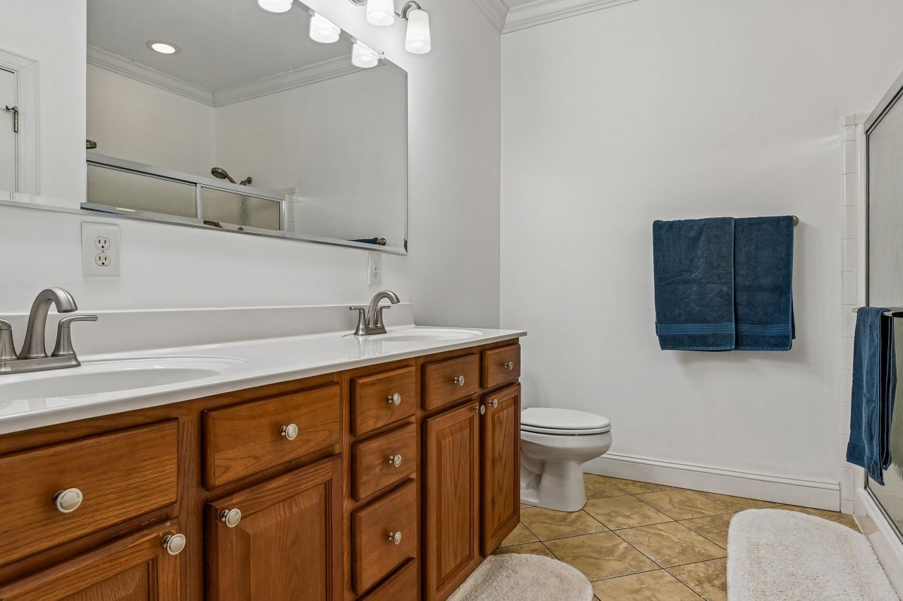 2458 Audette Avenue Photo 37