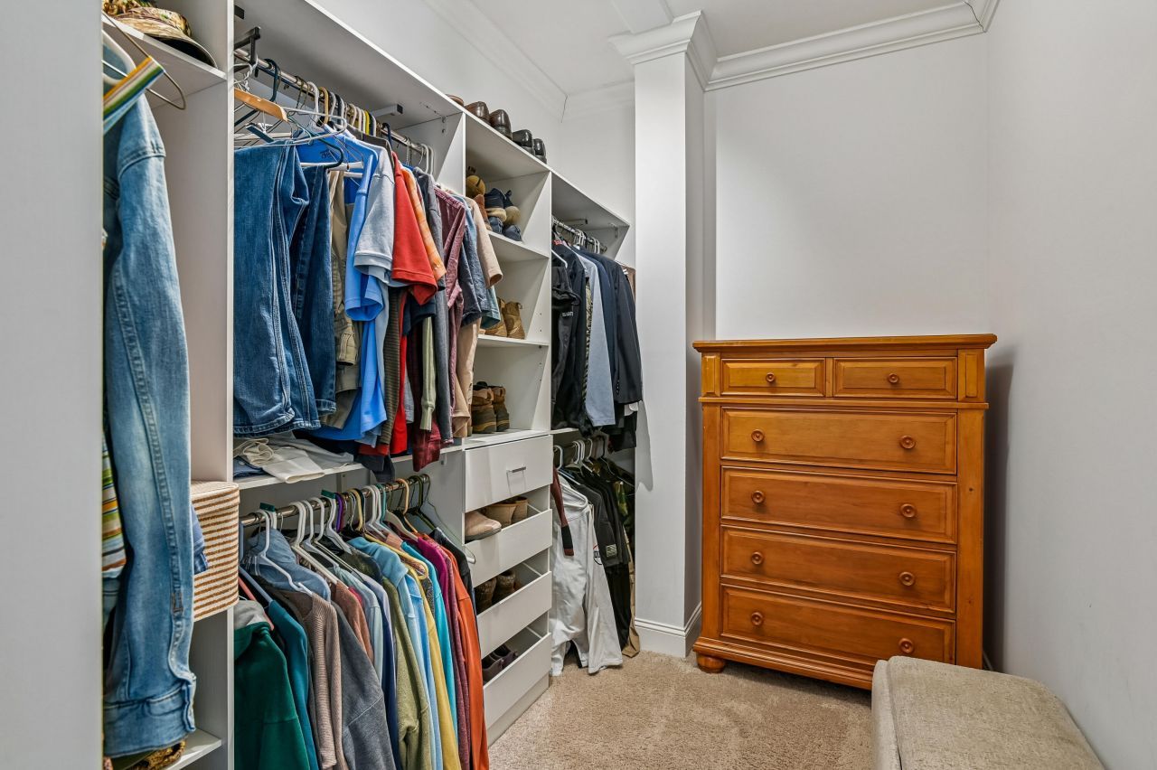 2458 Audette Avenue Photo 38