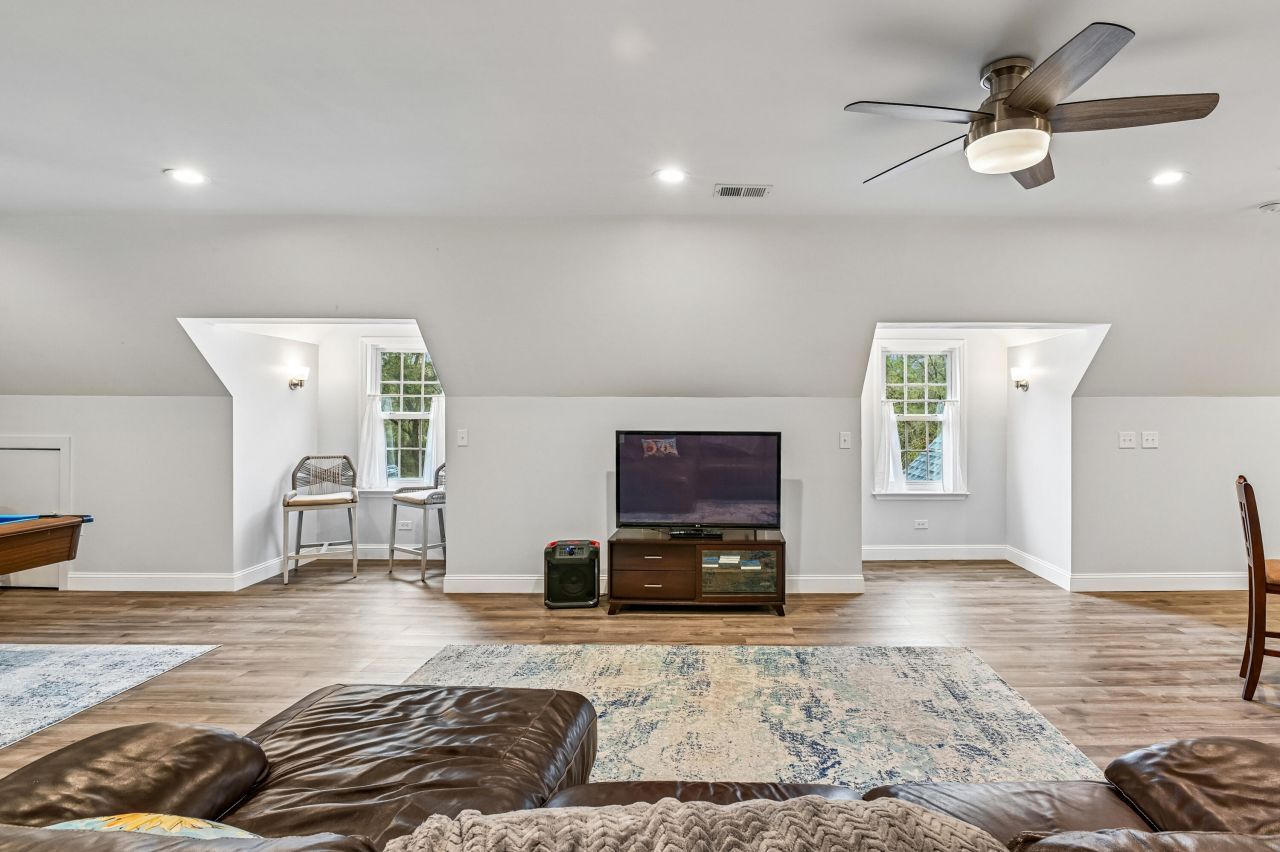 2458 Audette Avenue Photo 56