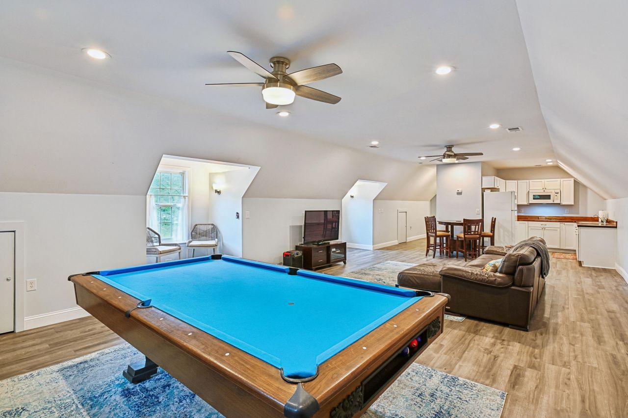 2458 Audette Avenue Photo 57