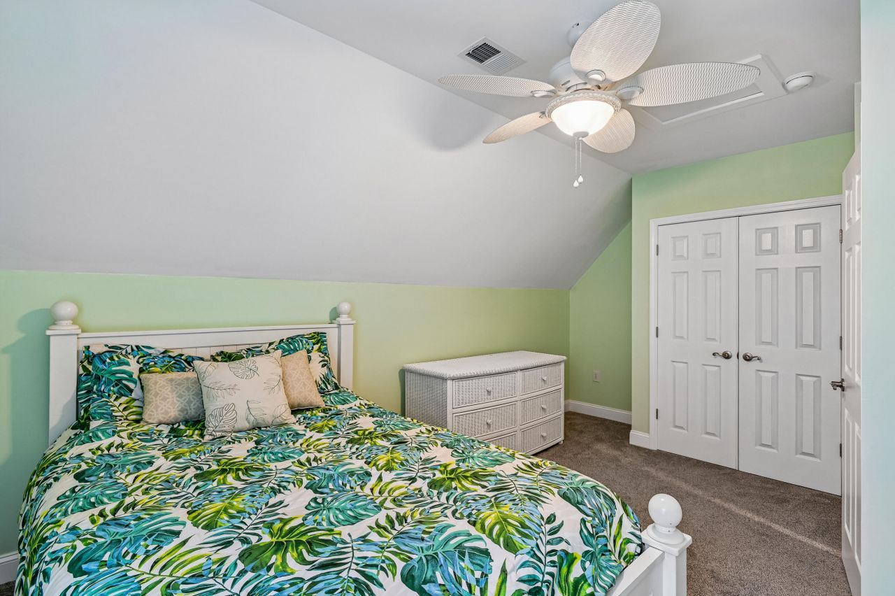 2458 Audette Avenue Photo 74