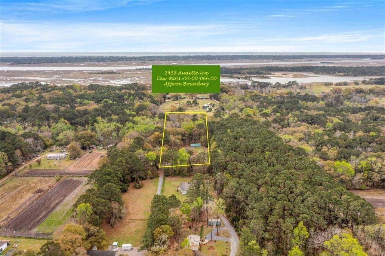 2458 Audette Avenue Photo 88