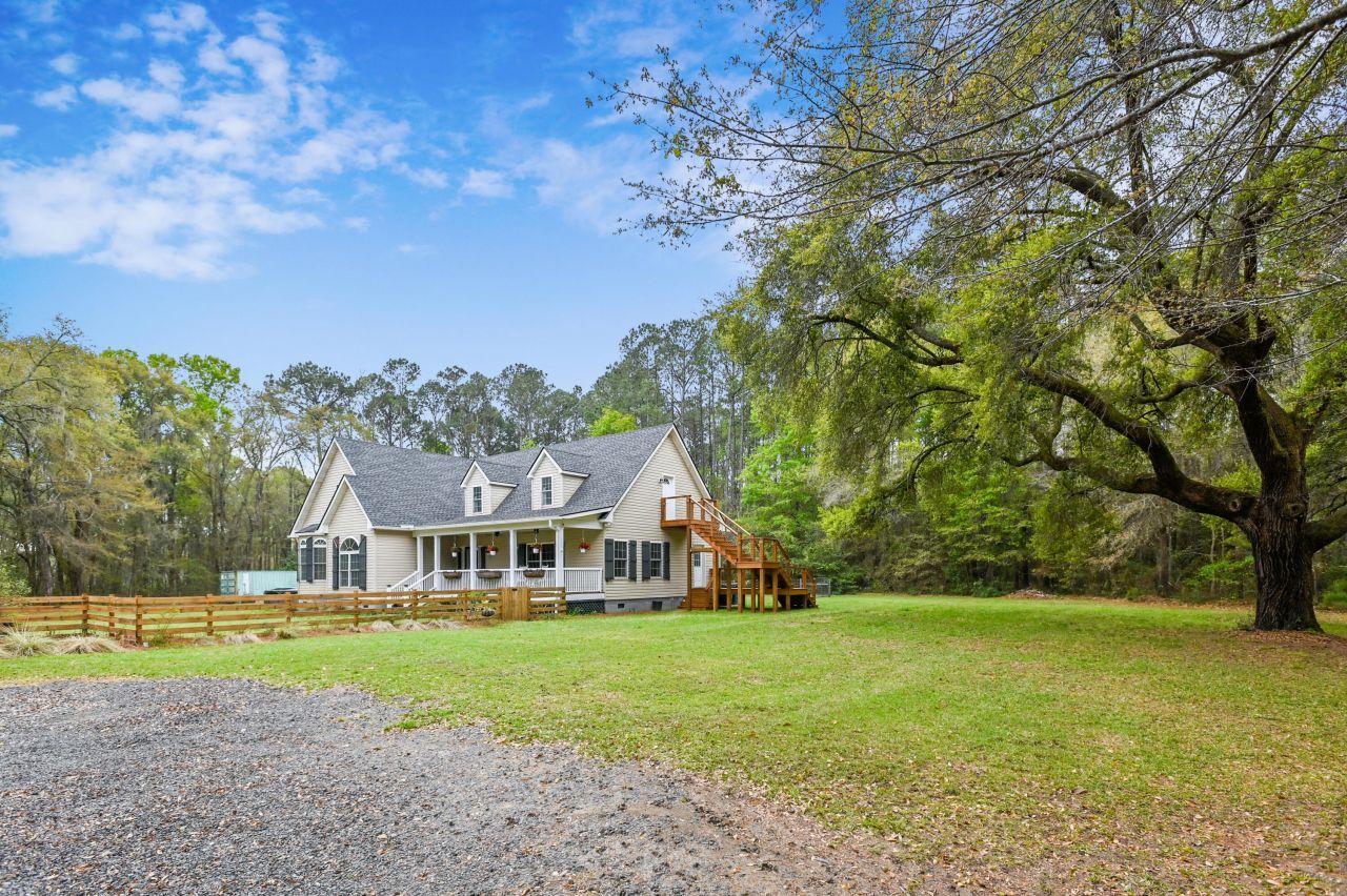 2458 Audette Avenue Photo 9