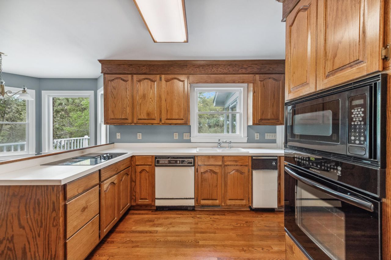 3176 Hagerty Drive Photo 8