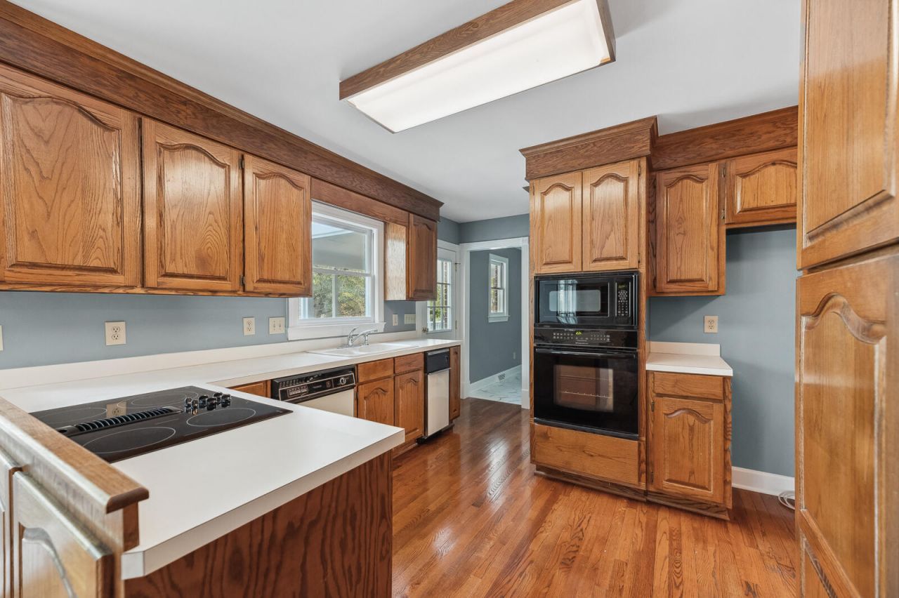 3176 Hagerty Drive Photo 9