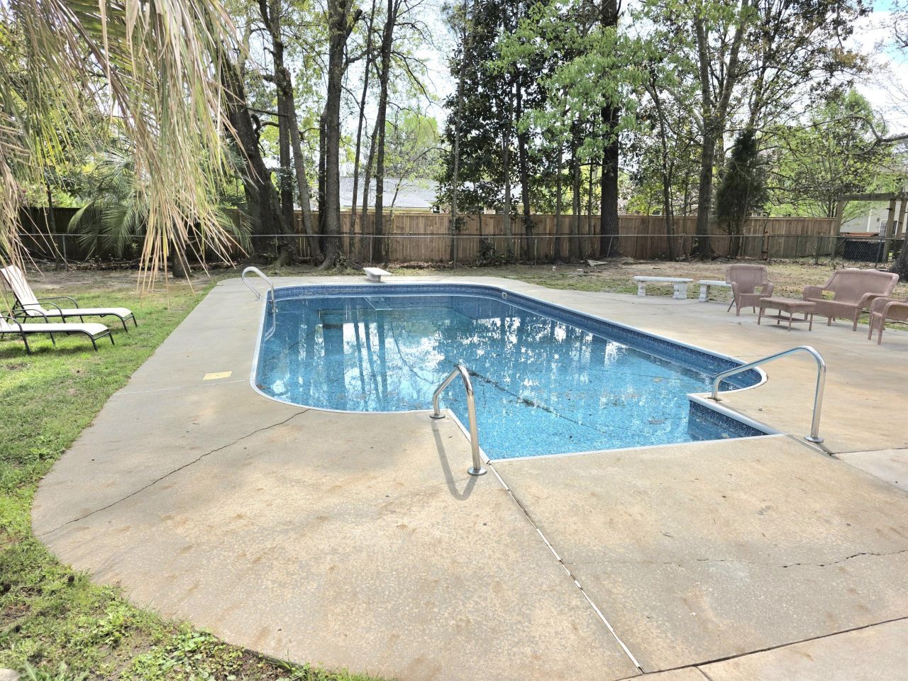 209 Janice Street Photo 33