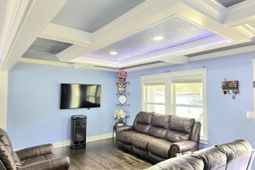 209 Janice Street photo 4