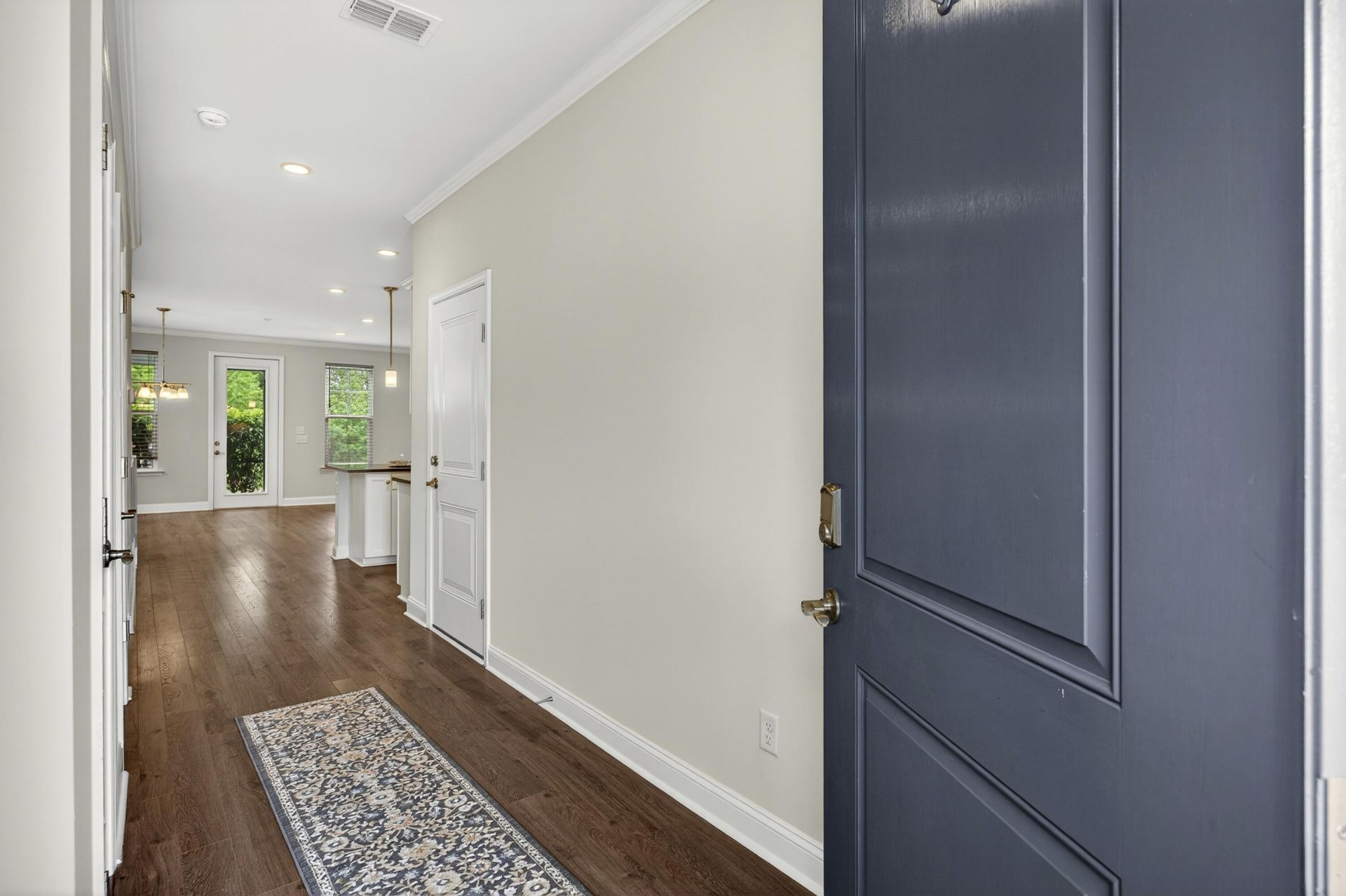 2330 Watchtower Lane Photo 4