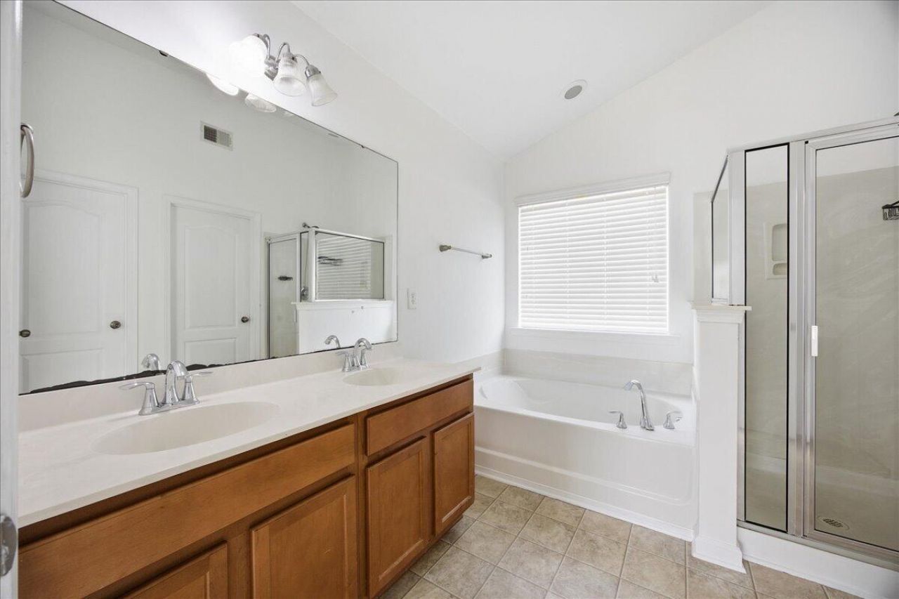 159 Dream Street Photo 20