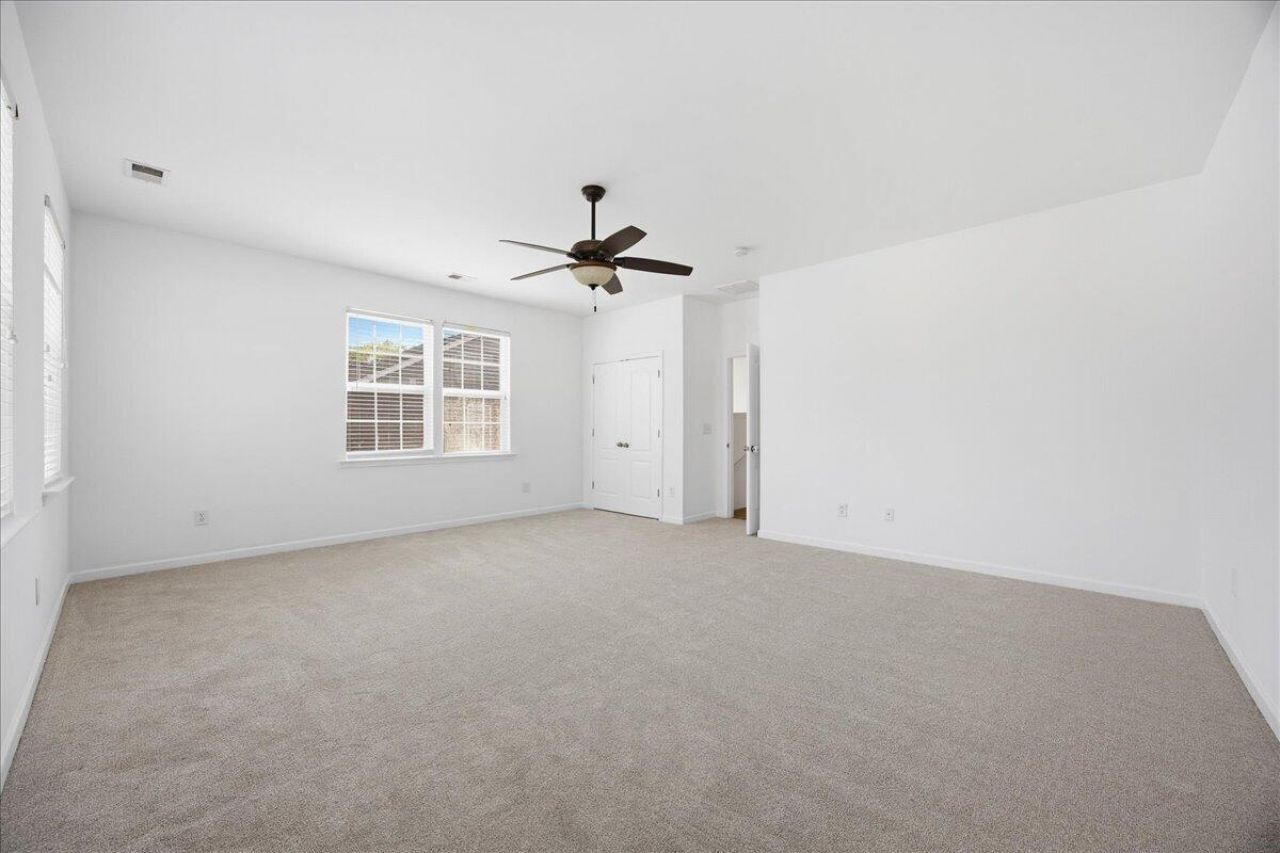 159 Dream Street Photo 23