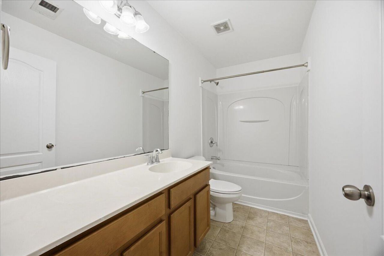 159 Dream Street Photo 28