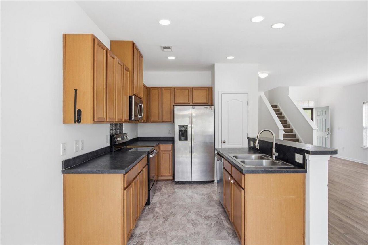 159 Dream Street Photo 9