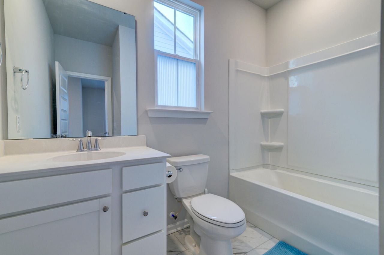 106 Drift Rose Drive Photo 14