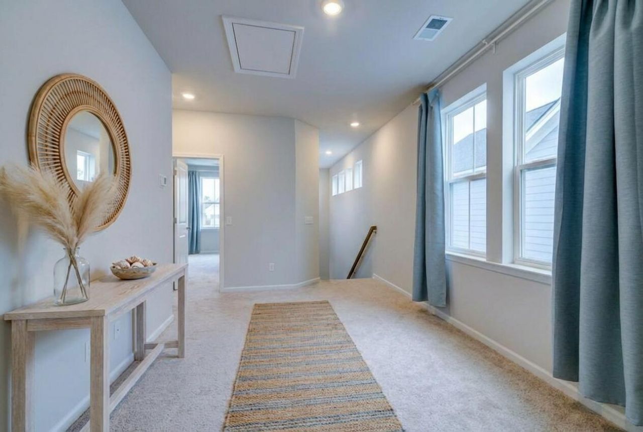 106 Drift Rose Drive Photo 6