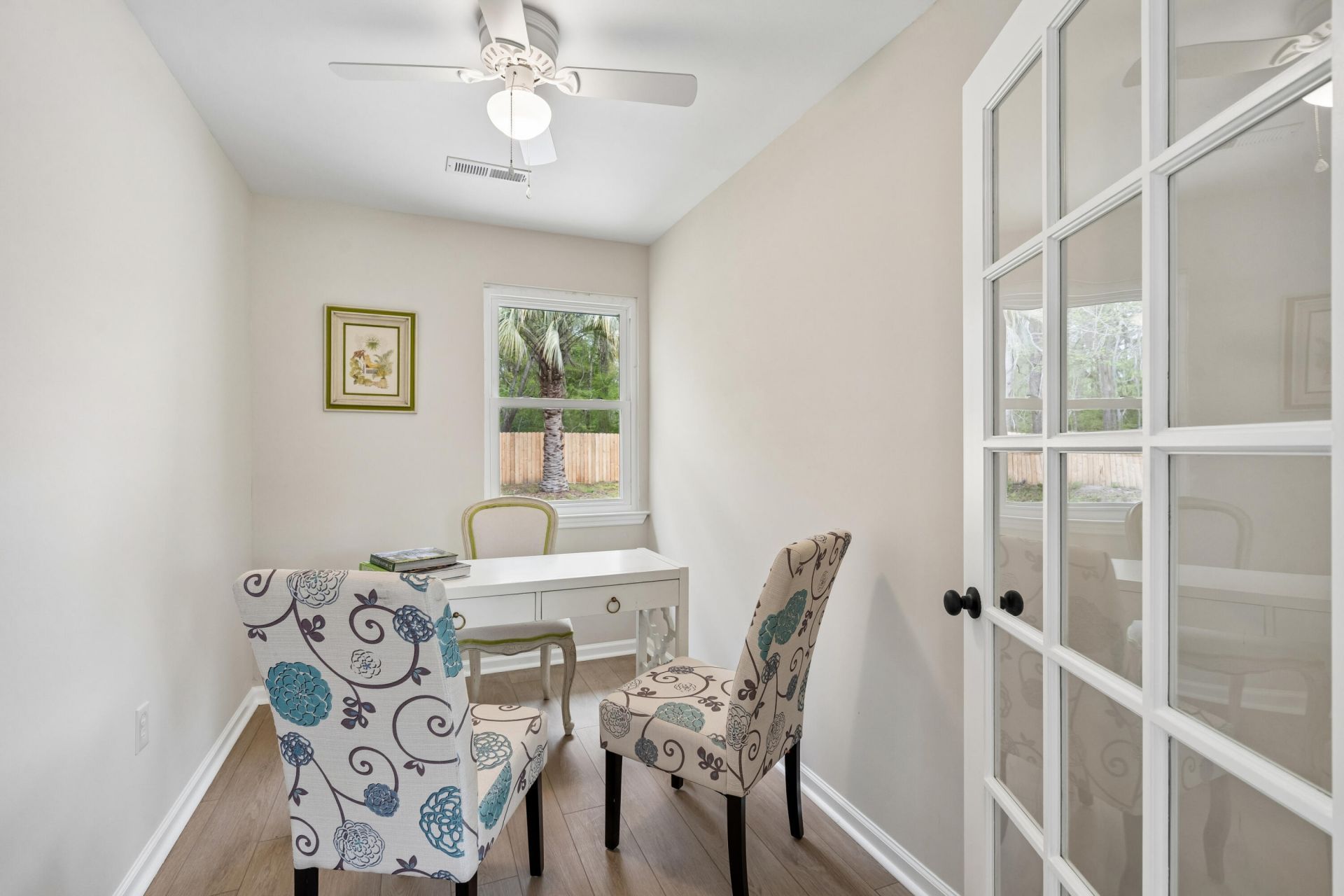 230 Smythe Drive Photo 13