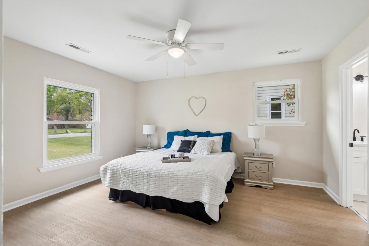 230 Smythe Drive Photo 17