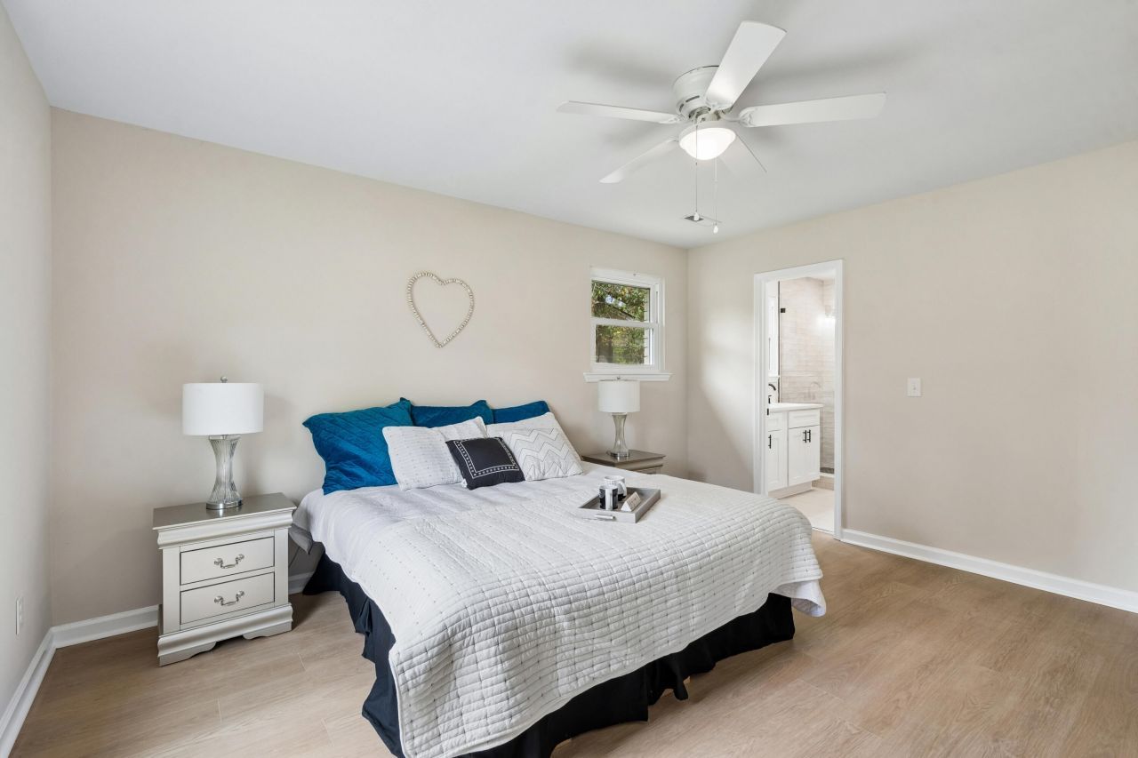 230 Smythe Drive Photo 18