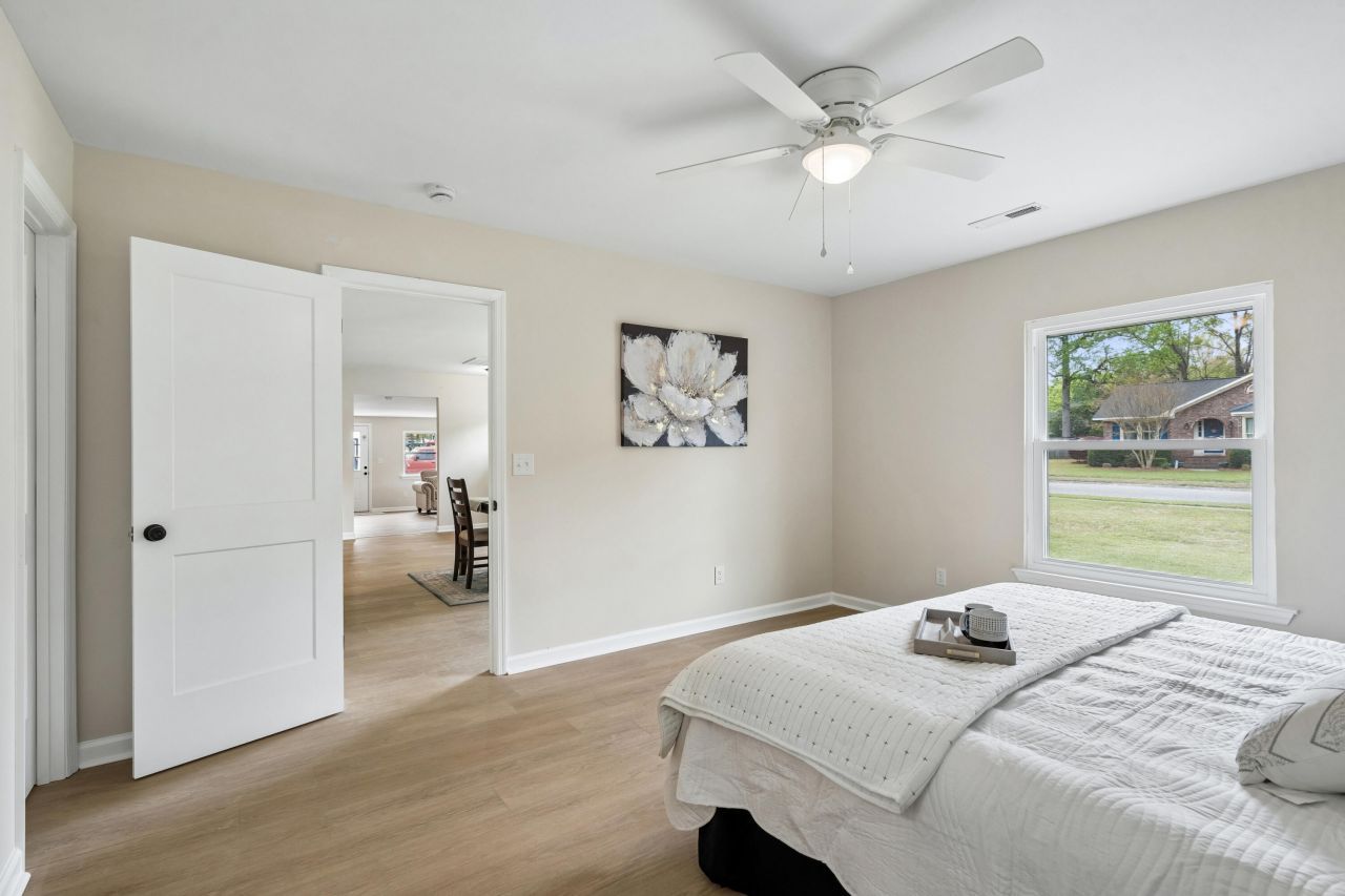 230 Smythe Drive Photo 19