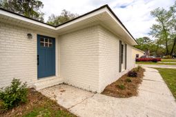 230 Smythe Drive photo 4