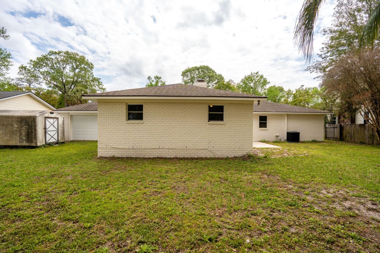 230 Smythe Drive Photo 35