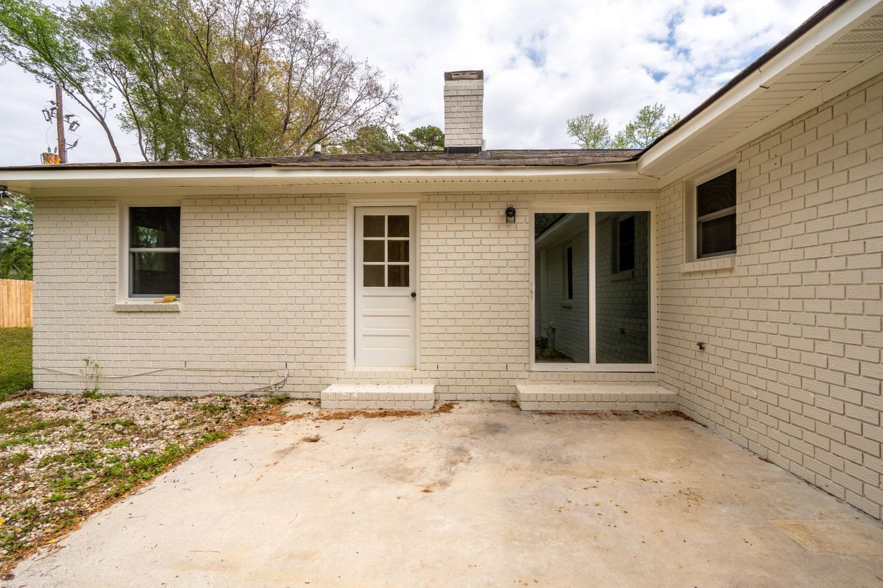 230 Smythe Drive Photo 38