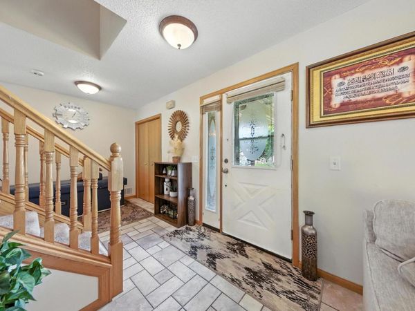 2710 91st Avenue NE, Blaine, MN 55449