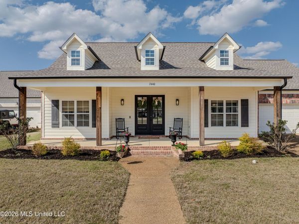 7440 Crosswinds Boulevard, Hernando, MS 38632