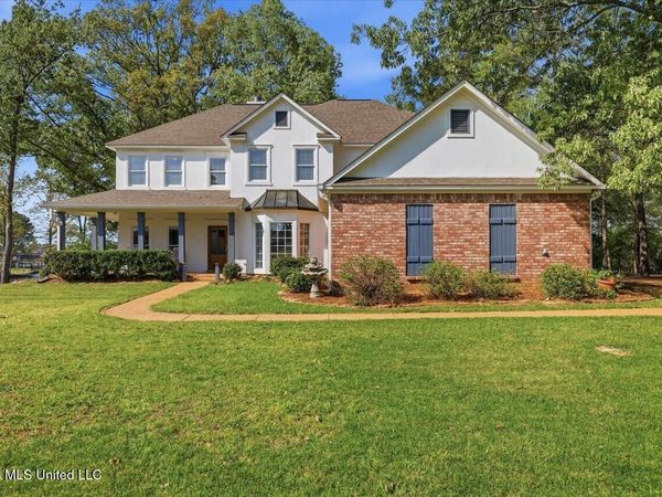 150 Lake Ridge Drive, Madison, MS 39110