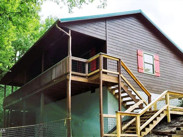 905 Sunrise Boulevard, Sevierville, TN 37862