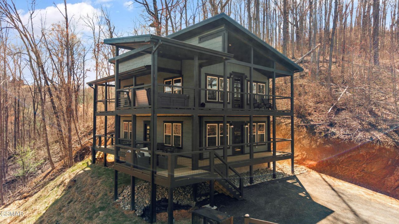 3244 Emerald Springs Loop, Sevierville, TN 37862 Main Photo