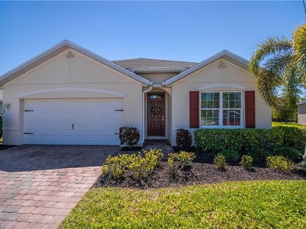 2548 Ocasa CT , CAPE CORAL, FL 33909