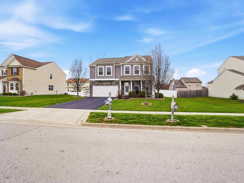 4322 Archway Court , Grove City, OH 43123 Photo 3