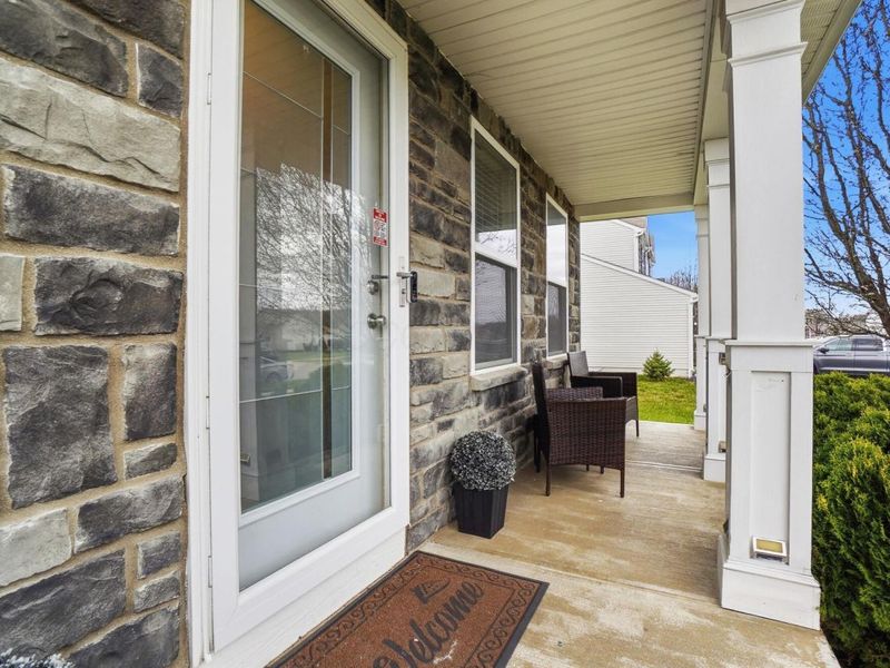 4322 Archway Court , Grove City, OH 43123 Photo 4