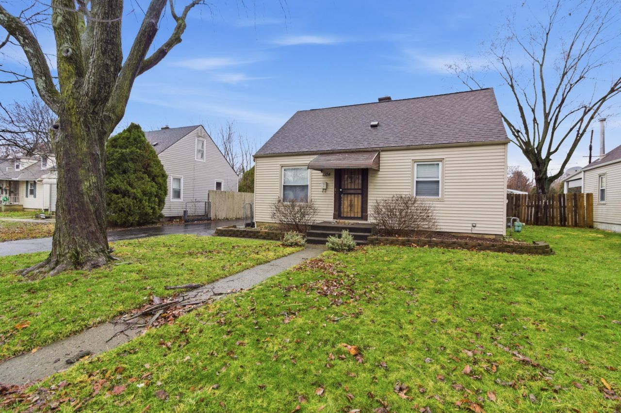 1104 E North Broadway Street, Columbus, OH 43224 Main Photo