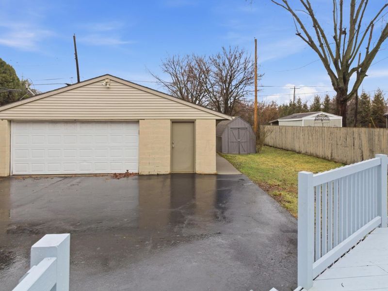 1104 E North Broadway Street, Columbus, OH 43224 Photo 17