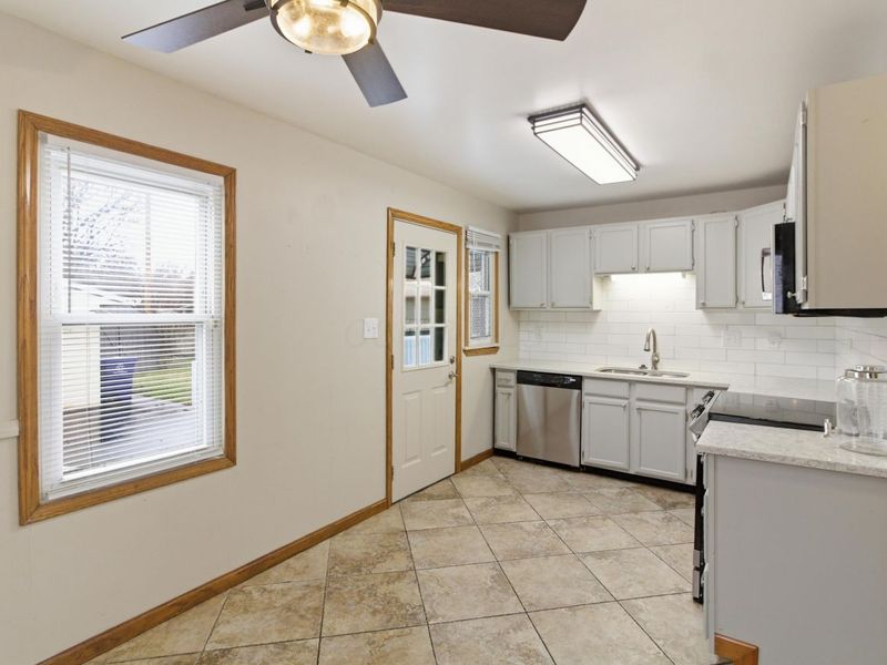 1104 E North Broadway Street, Columbus, OH 43224 Photo 4