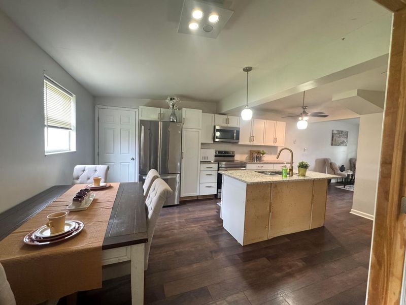 935 Duke Road , Columbus, OH 43213 Photo 17