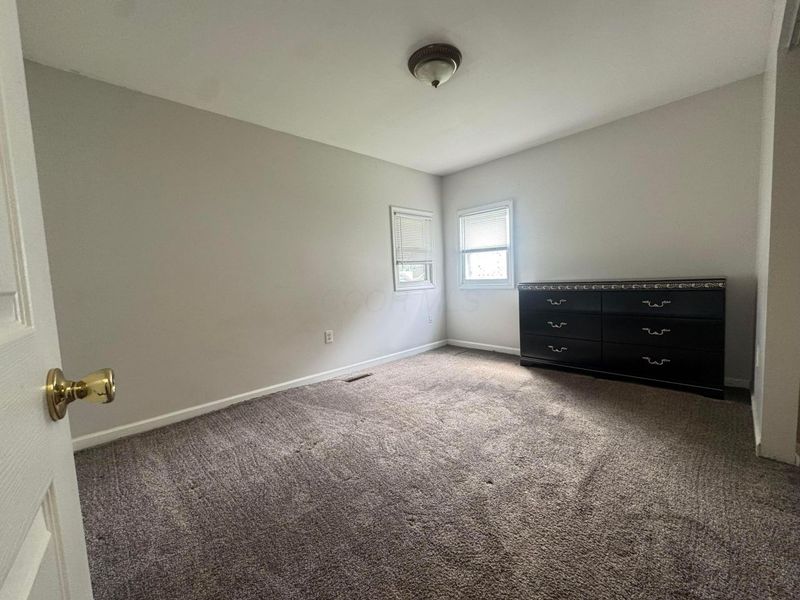 935 Duke Road , Columbus, OH 43213 Photo 22