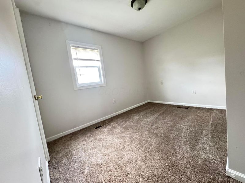 935 Duke Road , Columbus, OH 43213 Photo 24