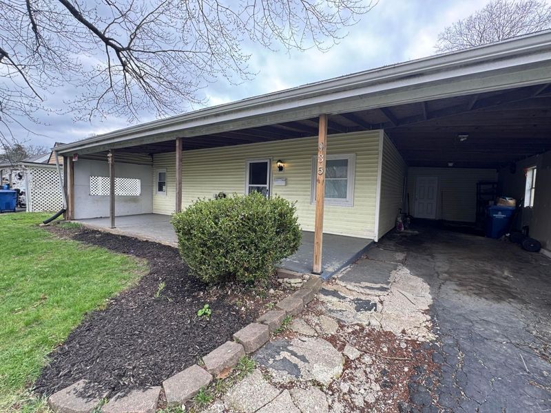 935 Duke Road , Columbus, OH 43213 Photo 3