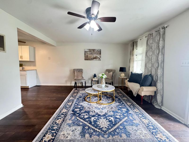 935 Duke Road , Columbus, OH 43213 Photo 6