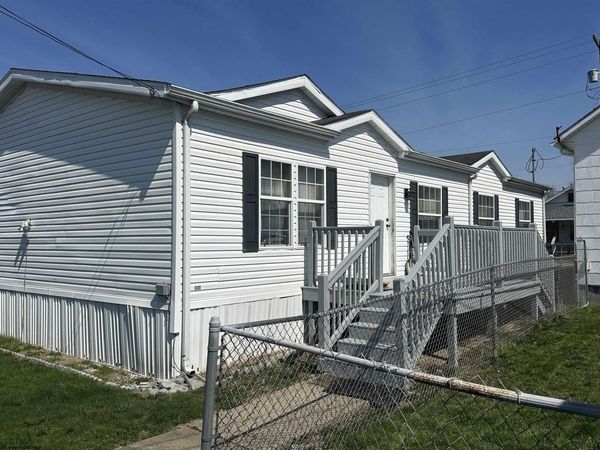 1317 N River Avenue, Weston, WV 26452