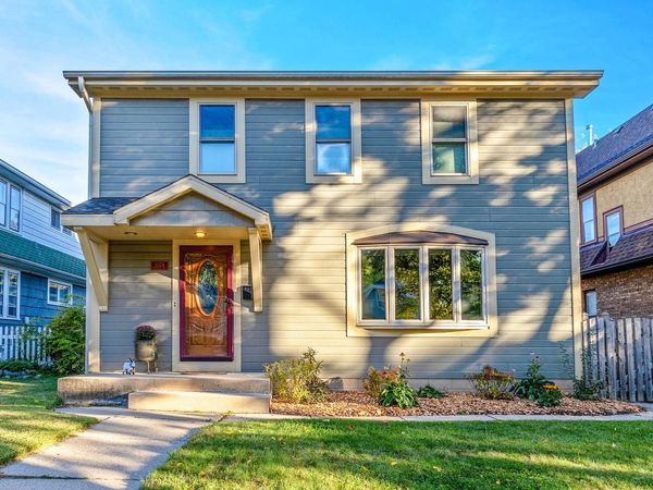 8324 Gridley AVENUE, Wauwatosa, WI 53213