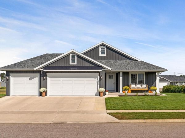 1605 Waxwing LANE, Holmen, WI 54636