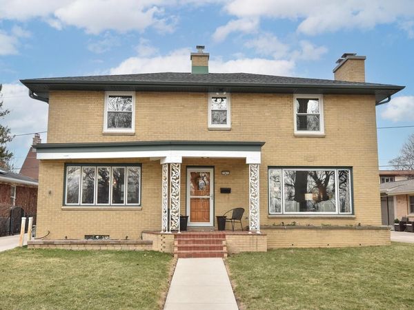 341 N Story PARKWAY, Milwaukee, WI 53208