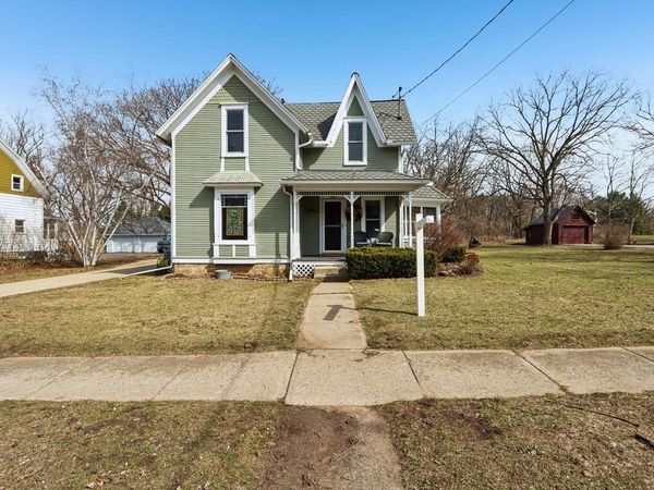 725 S Main Street, Poynette, WI 53955