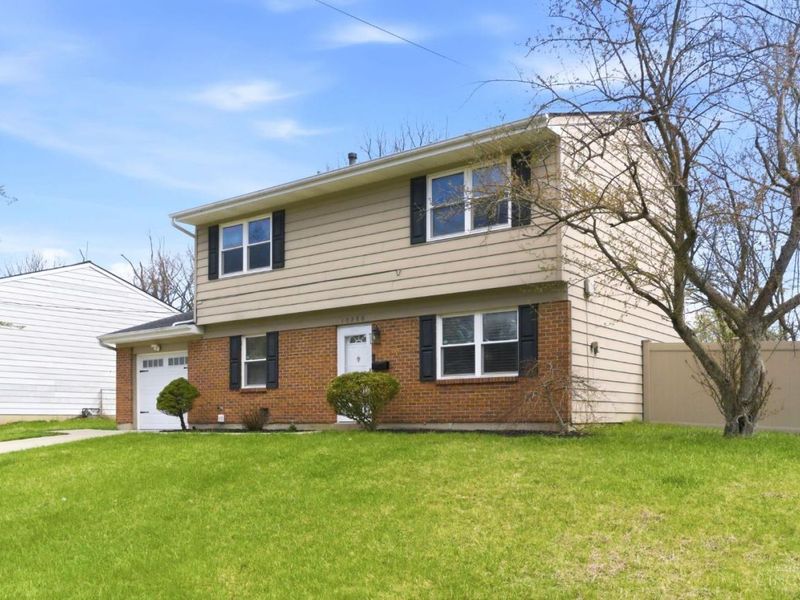 10280 Dewhill Lane, Cincinnati, OH 45251 Photo 2