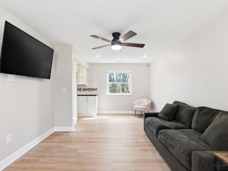 10280 Dewhill Lane, Cincinnati, OH 45251 Photo 3