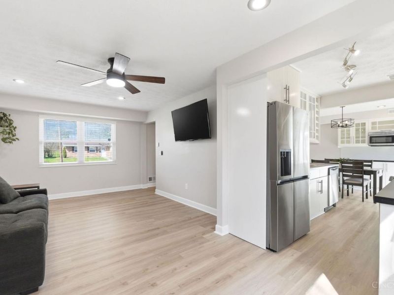 10280 Dewhill Lane, Cincinnati, OH 45251 Photo 4