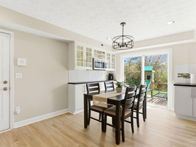 10280 Dewhill Lane, Cincinnati, OH 45251 Photo 8